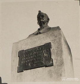 Busto de Rolfs